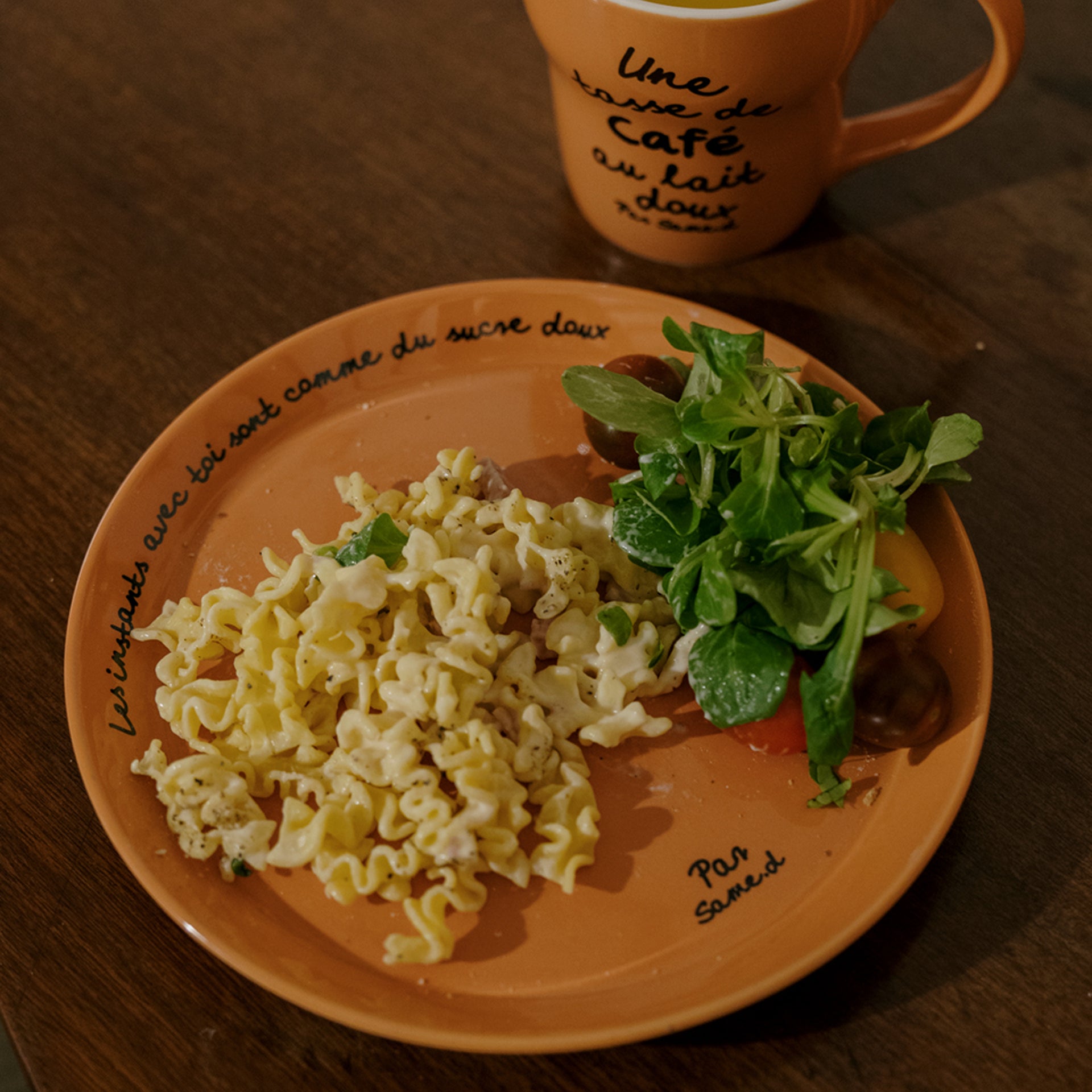 Holiday Plate (3 Colors)