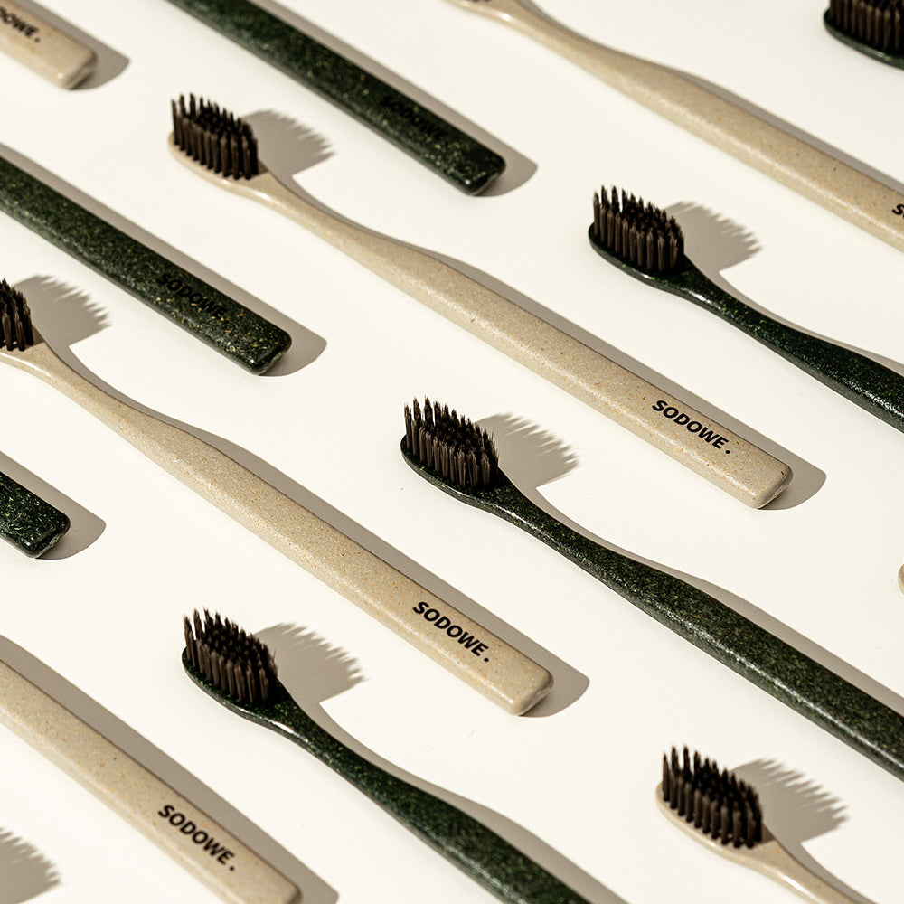 SODOWE. Woodchip Toothbrush Set - Slowrecipe