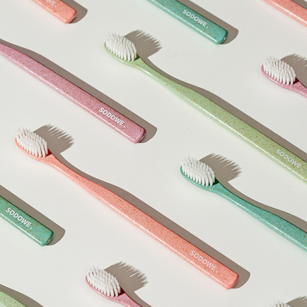 SODOWE. Woodchip Toothbrush Set - Slowrecipe
