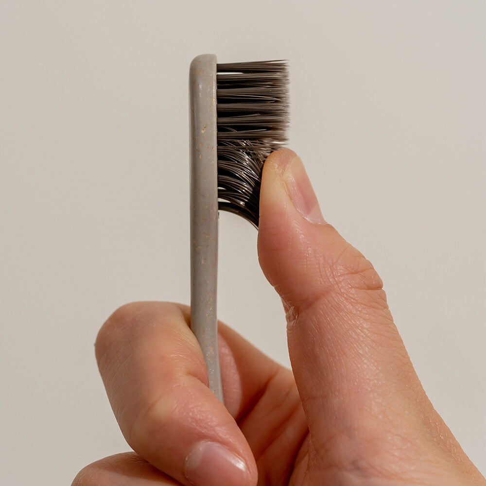 SODOWE. Woodchip Toothbrush Set - Slowrecipe