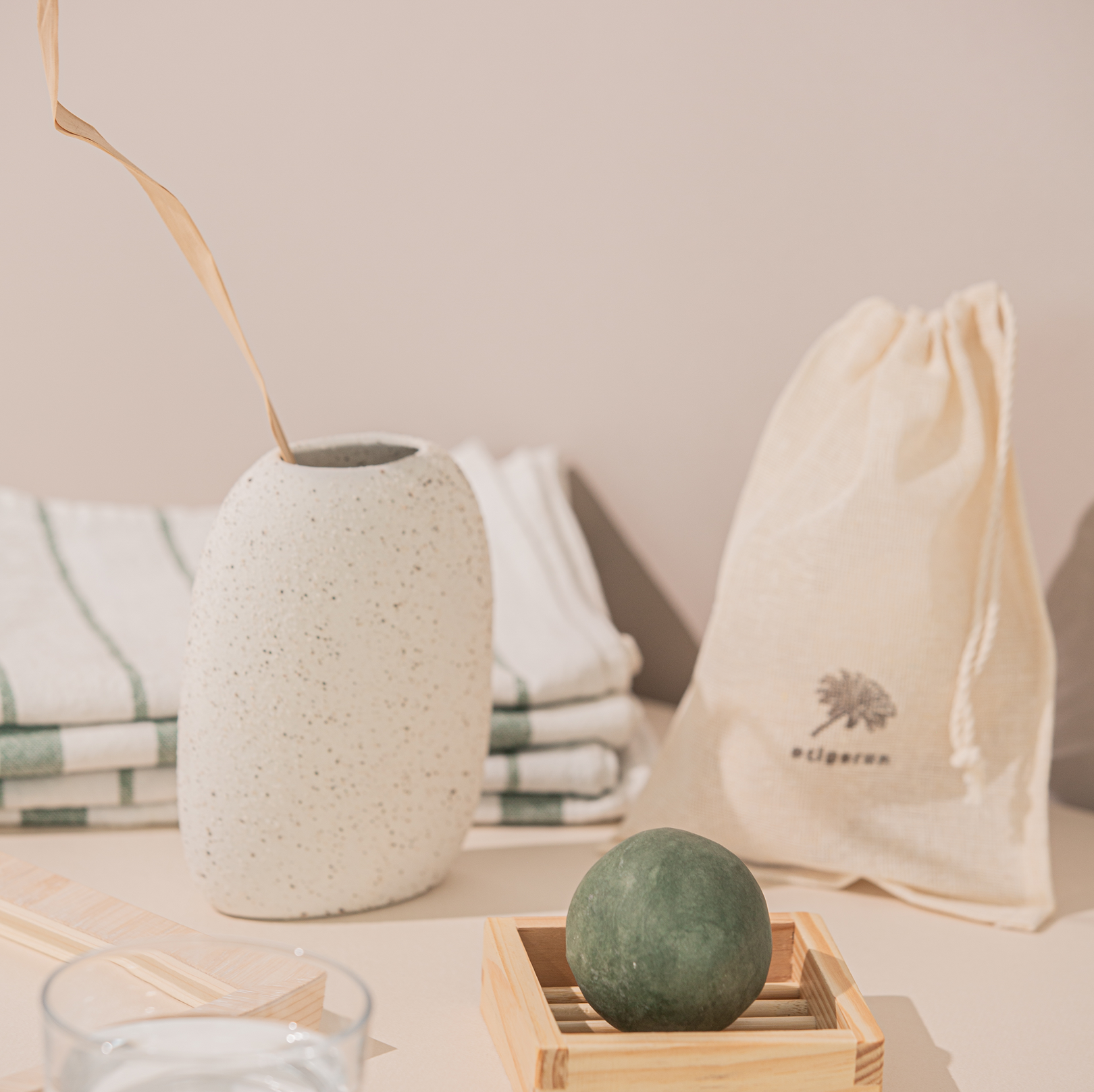 ERIGERON Housewarming Set