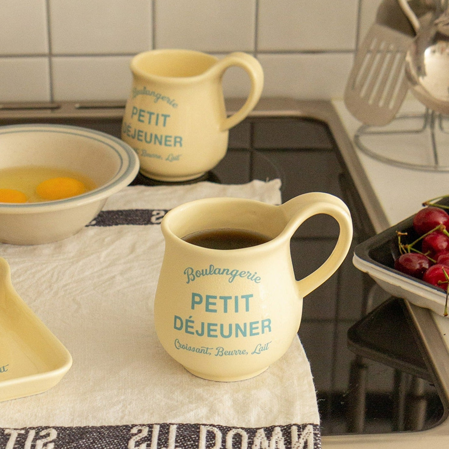 Petit Déjeuner Mug